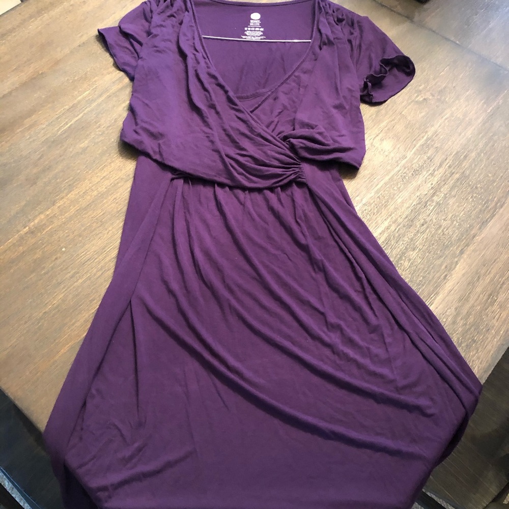 Nursing gown